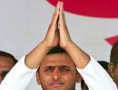 UP CM slams VHP for 'drama'; 958 activists let off