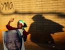 Mandela family 'overwhelmed' by global outpour of tributes