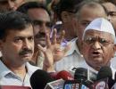 Kejriwal to attend Hazare's fast but won't share stage