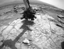 In PHOTOS: Curiosity rover unearths first Martian rock