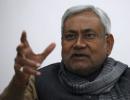 Special status to Bihar: Nitish meets PC, Montek