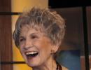 Canadian Alice Munro wins Nobel Prize for Literature