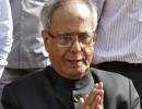 Pranab cuts short Bihar visit to avoid Modi rally