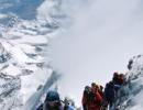 Rescue teams rushed to save 78 tourists trapped in Everest base camp