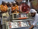 Kejriwal hopes to replicate Delhi victory in Varanasi