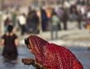 12 lakh devotees take holy dip at Gangasagar