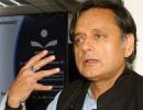 Tharoor writes to Shinde; offers help in Sunanda probe