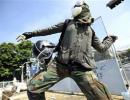 Thai pro-govt leader shot, injured; state of emergency begins