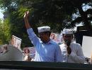 Kejriwal taken ill in Mumbai; to skip Vidarbha rally