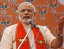 Modi connects with fishermen on final day of Maha campaign