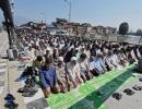 In flooded Srinagar, prayers offered on bridges, roads