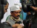 Amid suspension row, Kejriwal attends St Stephen's graduation ceremony