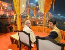 Modi, Abe attend Ganga Aarti at Varanasi