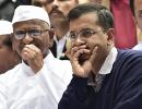 3 years after split, Kejriwal shares dais with Anna in Delhi