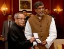 This Nobel is for all Indians: Satyarthi gifts medal to Rashtrapati Bhavan