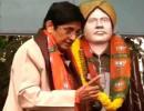 Don't saffronise freedom fighters, Kejriwal tells Kiran Bedi on statue row