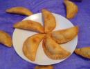 Holi recipes: Gujiya and Coconut Barfi