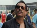 Govt auditor pulls up Haryana for 'undue favours' to Robert Vadra