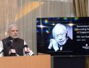 Lee was among the tallest leaders of our times: Modi