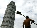 The Leaning Tower moves to China!