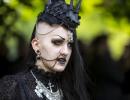 PHOTOS: The gothic horror show!