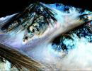 Stunning PHOTOS: There's flowing water on Mars