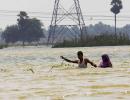 Flood threat in 3 Telangana districts as Godavari river swells