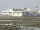 Bombay HC allows women's entry into Haji Ali inner sanctorum