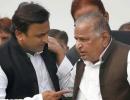 Mulayam, Akhilesh move SC seeking 'appropriate' time to vacate govt bungalows