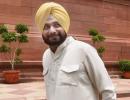 The past may embarrass Sidhu and Kejriwal