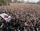 Qadri gets martyr-like funeral; 1 lakh people turn up in Pak