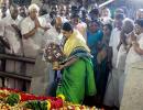 Jaya's niece Deepa joins OPS at Jayalalithaa's memorial