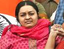 Can Jaya's niece spoil Sasikala's party?