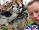 Woman zookeeper dies after tiger enters enclosure in 'freak accident'