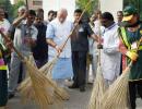 UN expert finds holes in Modi's Swachh Bharat Abhiyan