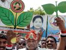 SC asks EC to take call on AIADMK poll symbol by Nov 10