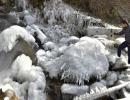 Cold wave intensifies in Kashmir; Leh shivers at minus 17.1 Celsius