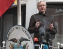 Assange loses legal bid to overturn UK warrant