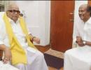 'Except his fans, no one will rally behind Rajinikanth'