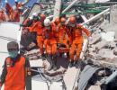 832 killed in Indonesia quake, tsunami; toll could rise to 'thousands'