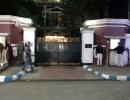 CBI team goes to question Kolkata Police chief, detained by cops