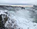 PHOTOS: Niagara Falls freezes into icy wonderland