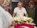 PHOTOS: Modi, Pranab, Sonia pay tribute to Sheila