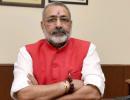 Beat up officials if.... Union Minister Giriraj Singh