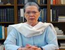 Sonia to hold discussions with dissenters this weekend