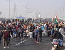 Farmers step up agitation, block another highway