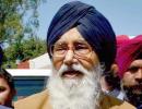 Badal returns Padma Vibhushan to protest farm laws