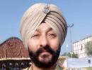 DSP Davinder Singh sheltered terrorists at his home