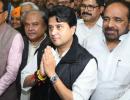 Jyotiraditya Scindia tests positive for COVID-19