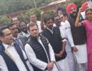 Rahul leads protest against suspension of Cong MPs